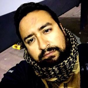 Meet your Posher, Joseph